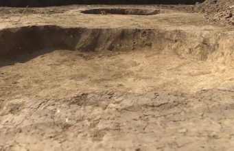 В Сороках раскопали старинный погреб во время строительства