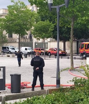 В Париже, во Дворце юстиции, произошла стрельба