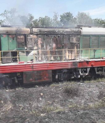 Загорелся поезд близ Унген