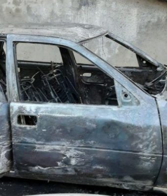 На Телецентре у жилого дома сгорел автомобиль