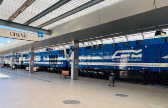 12 локомотивов прибыли в Молдову из Казахстана