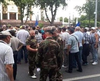 Два уголовных дела завели после протеста в Кишиневе