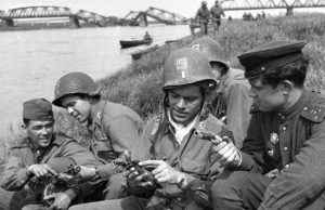 ”Об этом не говорят”: что США потребовали за помощь по ленд-лизу