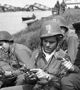 ”Об этом не говорят”: что США потребовали за помощь по ленд-лизу