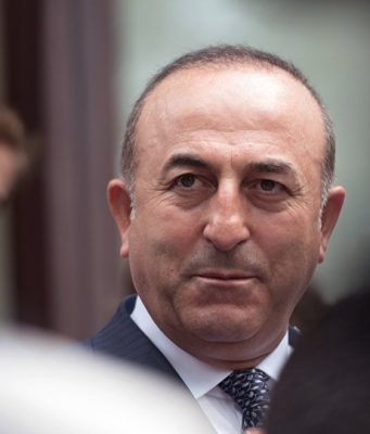 Глава МИД Турции едет в Молдову