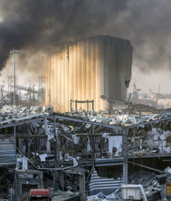 Взорвавшийся в Бейруте груз был перемещен с судна Rhosus под молдавским флагом