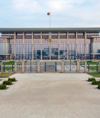 В Минске заявили о попытке штурма резиденции Лукашенко в воскресенье