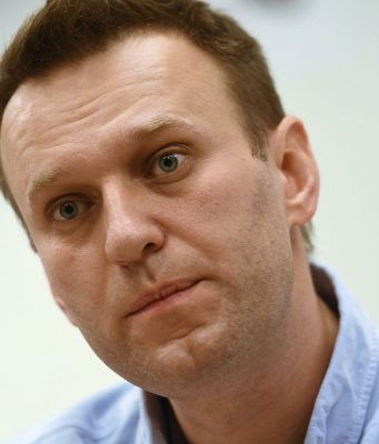 Алексей Навальный показал себя на видео в интервью Юрию Дудю навальный