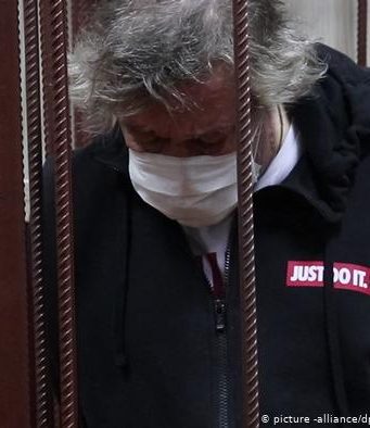 Ефремов получил 8 лет тюрьмы