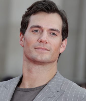 Компьютер выбрал Генри Кавилла следующим Джеймсом Бондом