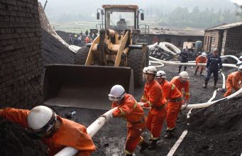 В Китае 16 человек погибли при аварии на угольной шахте