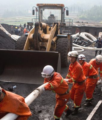 В Китае 16 человек погибли при аварии на угольной шахте
