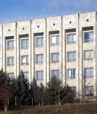 Выпускники Тараклийского университета смогут официально трудоустраиваться в Болгарии