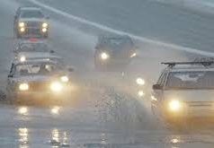 С 1 ноября водители обязаны ездить днем с включенными фарами