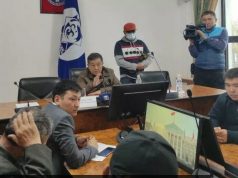 Протестующие в Киргизии провозгласили нового „мэра” Бишкека