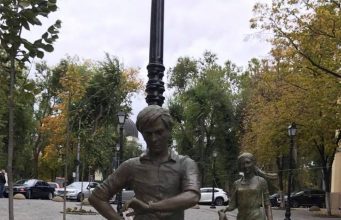 Правительство утвердило положение о памятниках в общественных местах