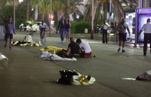 Что обнаружили у мужчины, совершившего теракт в Ницце?