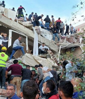 Спустя 65 часов после землетрясения в Турции спасли трехлетнюю девочку