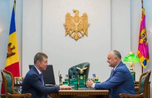 Додон провел телефонный разговор с Дмитрием Козаком