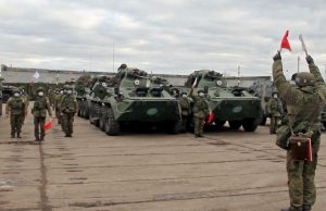 Российские миротворцы направились из Армении в Карабах