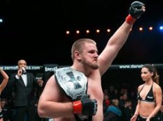 Боец ММА Александр Романов: Три раза откладывался мой дебют