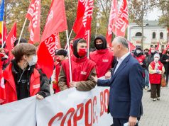 В Молдове люди массово поддержали Игоря Додона