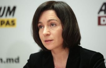 Санду не планирует визит в Россию – Головатюк санду