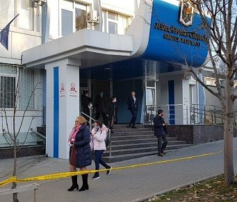 Сообщение о бомбе в здании суда оказалось ложным