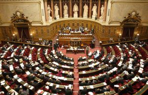 Статус Нагорного Карабаха: Баку спорит с сенатом Франции