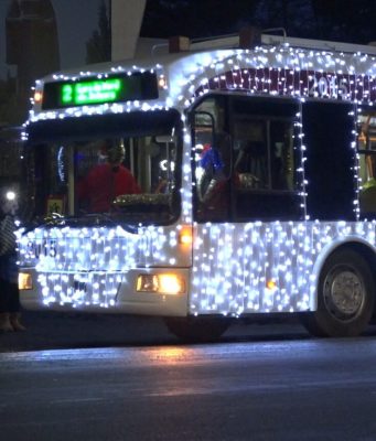 По Кишиневу будут курсировать 5 новогодних троллейбусов