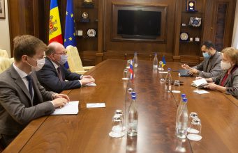 Зинаида Гречаный провела встречу с Послом Российской Федерации в Молдове Олегом Васнецовым