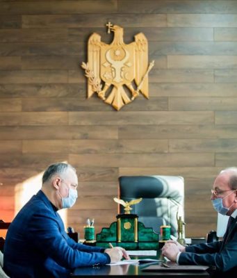 Посол России в Молдове встретился с председателем ПСРМ