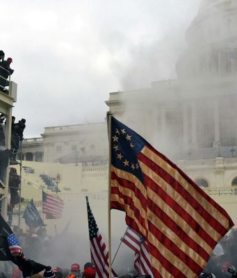 Чуря: большинство жителей США считают, что выборы сфальсифицированы