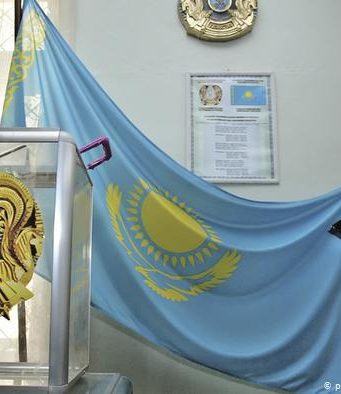 В Киргизии и Казахстане состоялись выборы