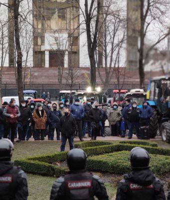 Фермеров, протестовавших в Кишиневе, привлекли к ответственности