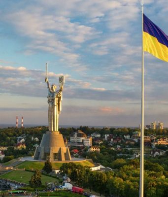 Власти Украины ввели жесткий карантин по всей территории страны