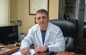 Мясников рассказал о привычке, которая опаснее курения