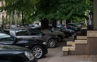 Ион Чебан заявил, что взял под личный контроль проблему парковок в Кишиневе парковка