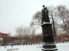 В России призвали вернуть памятник Дзержинскому на Лубянскую площадь