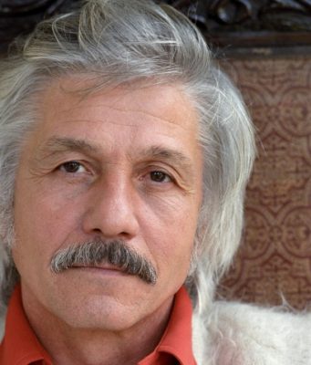 Вдова Волонтира о памятнике артисту: этим должны заняться власти Волонтир