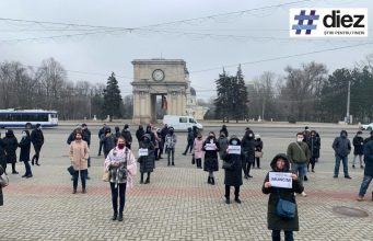 Работники малого и среднего бизнеса вышли на протест
