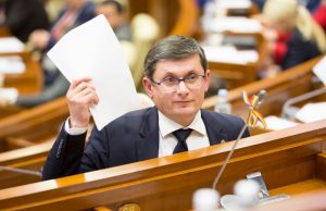 Игорь Гросу от ПДС стал спикером парламента гросу