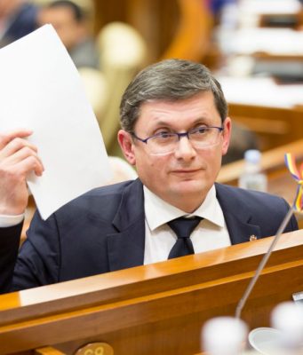 Игорь Гросу от ПДС стал спикером парламента гросу