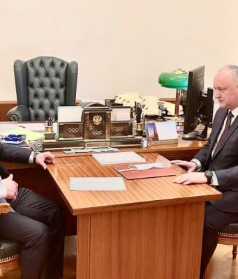 Скоро в Молдову поступят 180 тысяч доз вакцины “Спутник V”