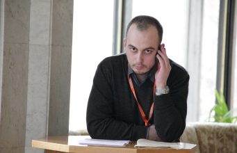 Костыркин: мы наблюдаем за политическим противостоянием, не учитывающим мнение народа Костыркин