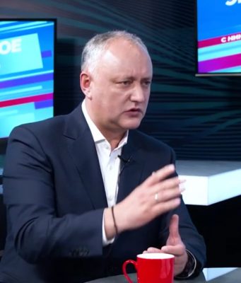 Додон: скоро прибудет новая партия вакцины Sputnik V