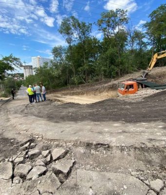 Чебан перечислил объекты пригородов Кишинева, которые сейчас в процессе ремонта