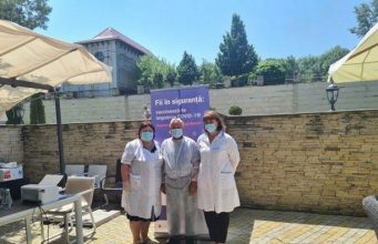 Туристов в Молдове будут вакцинировать в местах отдыха