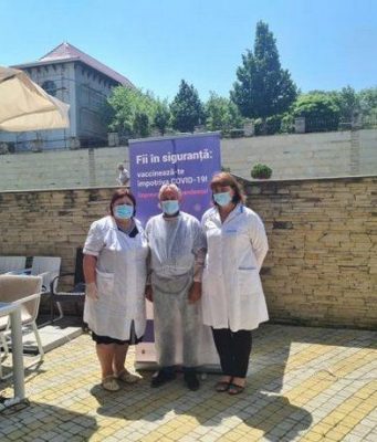 Туристов в Молдове будут вакцинировать в местах отдыха