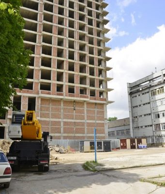 Власти Кишинева совместно с парламентом хотят решить вопрос незаконных парковок